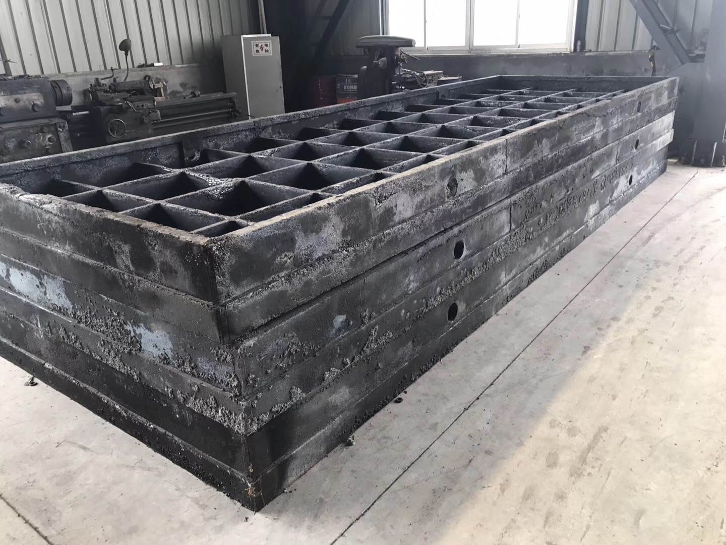 鑄鐵平板的檢驗(yàn)標(biāo)準(zhǔn) 鑄鐵平板的檢驗(yàn)標(biāo)準(zhǔn)