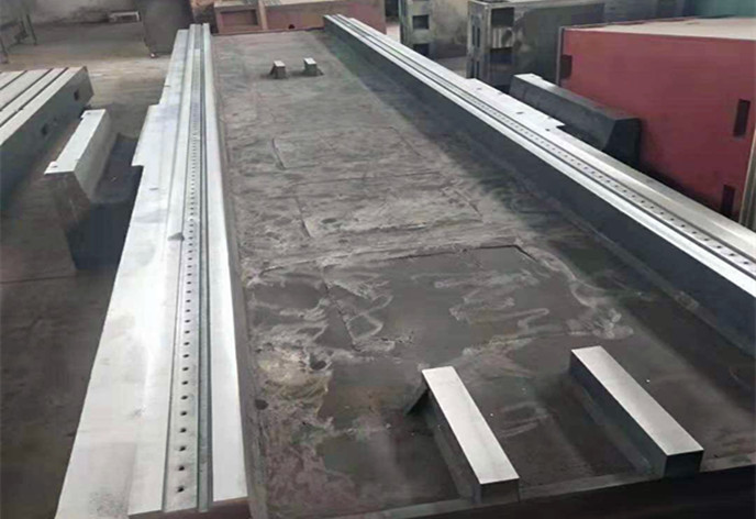 機床鑄件材料的選擇和配比 機床鑄件材料的選擇和配比