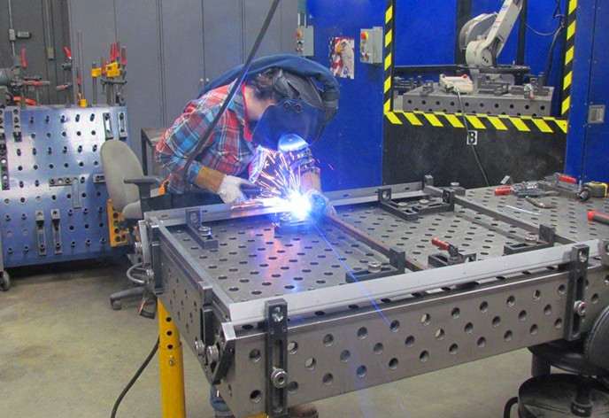 多功能三維柔性焊接平臺